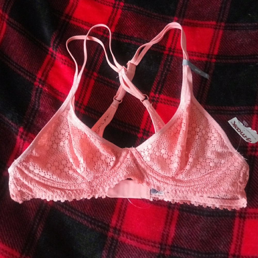 3/$15! NWT Unlined sexy lace bra